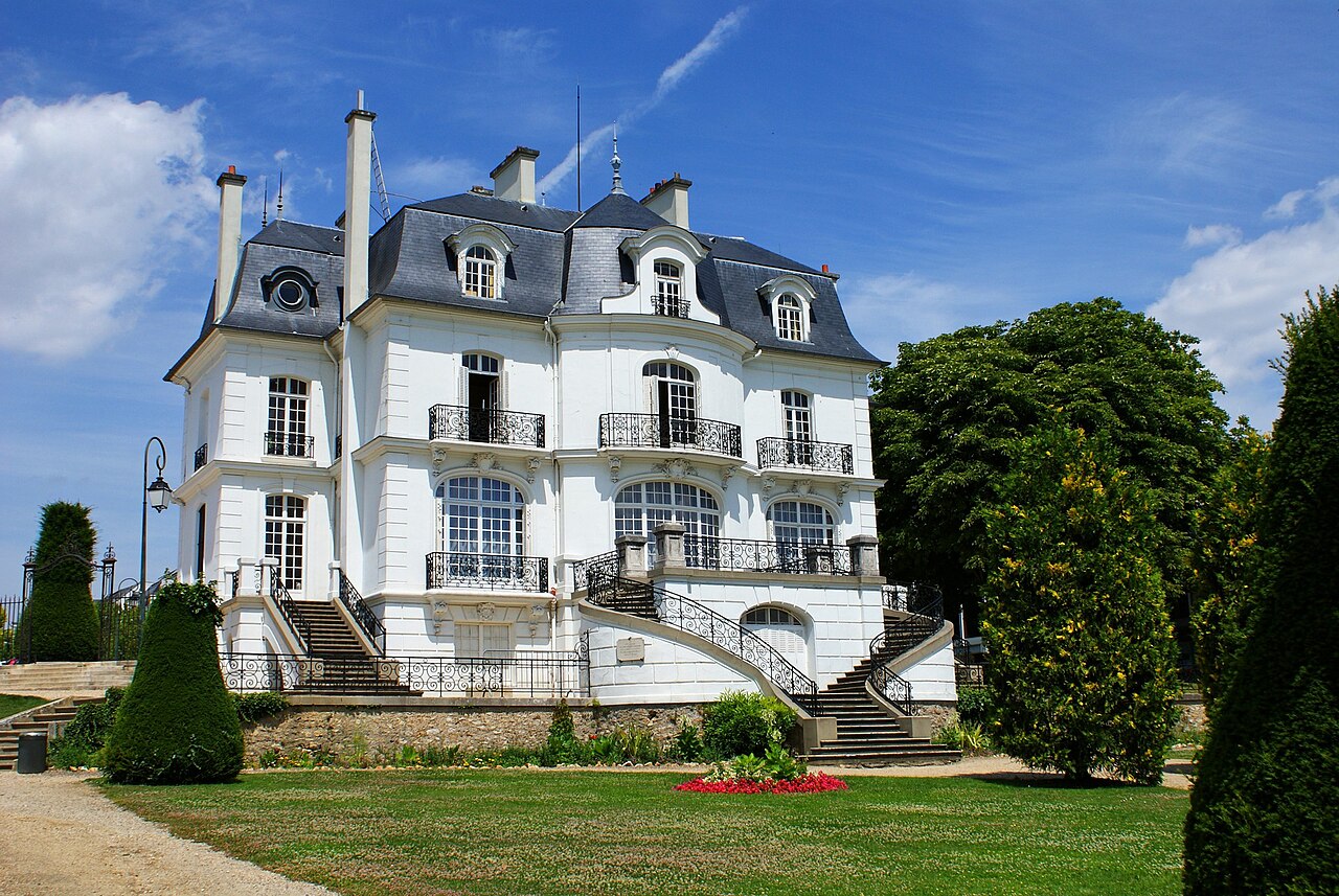 Mairie Dathis Mons (3726694998).jpg