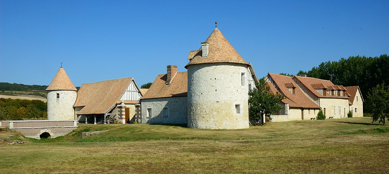 Manoir à La Croix-Saint-Leufroy DSC 1872.JPG