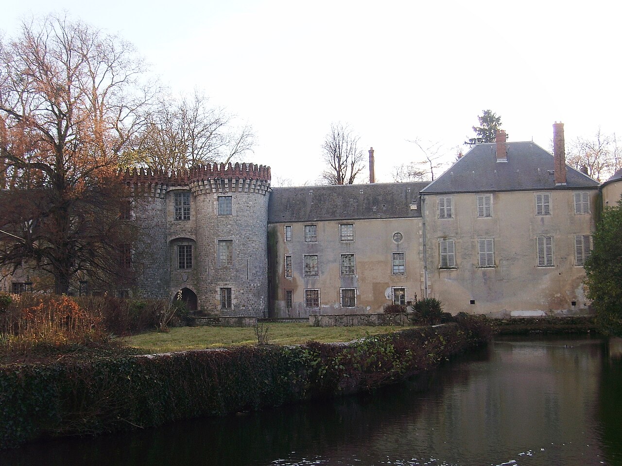 MillyChateau.JPG