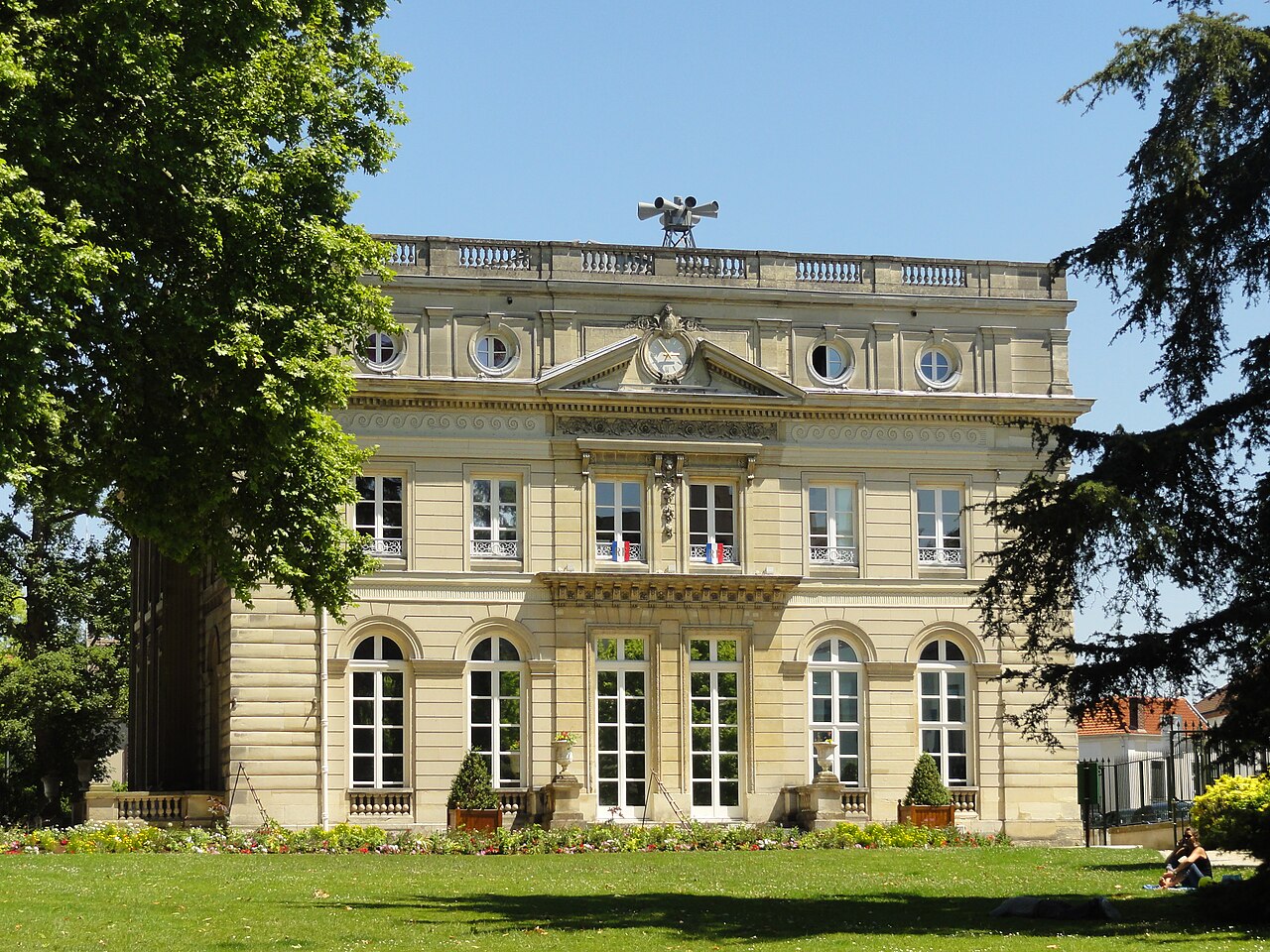 Montmorency (95), mairie, façade ouest 1.JPG