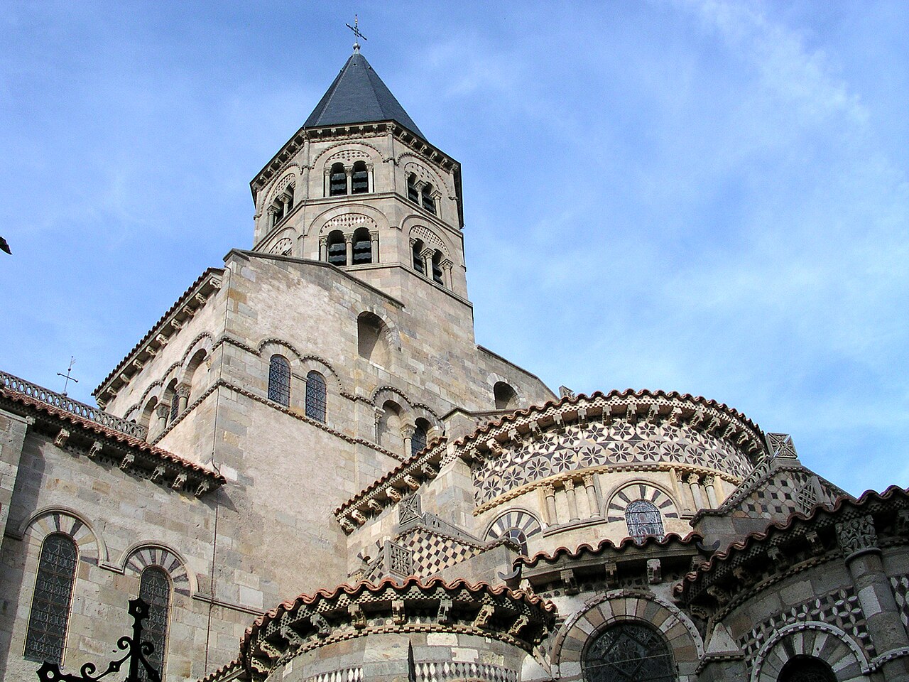 Фотографии Clermont-Ferrand, достопримечательности Clermont-Ferrand
