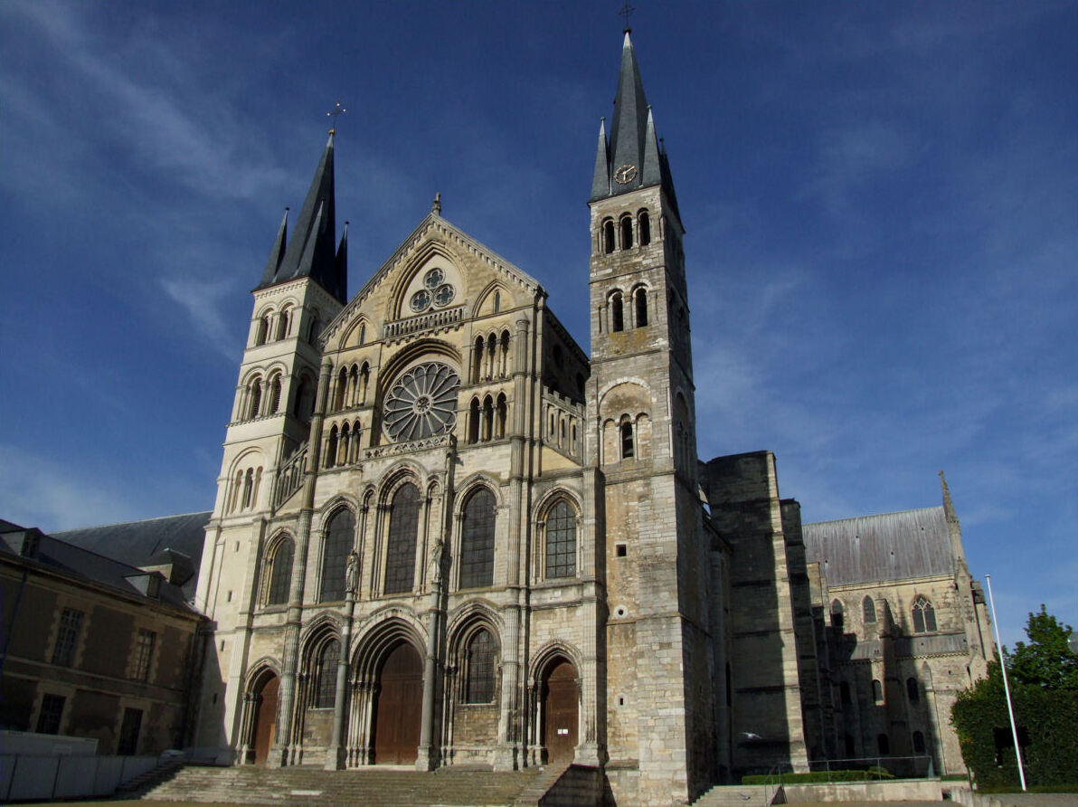 Базилика Сен-Реми в Реймсе Базилика святого Ремиглия (Basilique Saint-Remi)