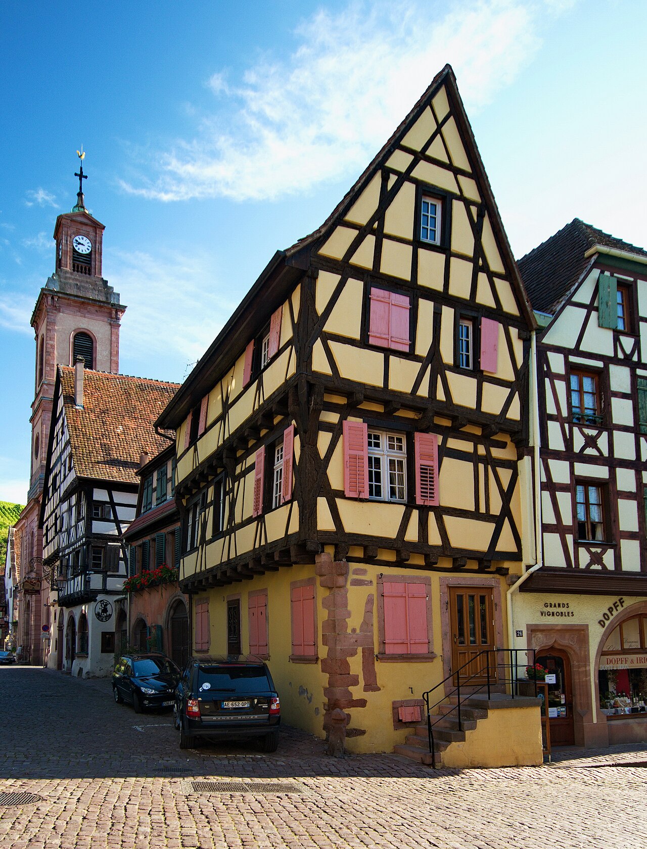 Riquewihr достопримечательности фотографии Эльзас, Франция Riquewihr достопримечательности фотографии Эльзас, Франция