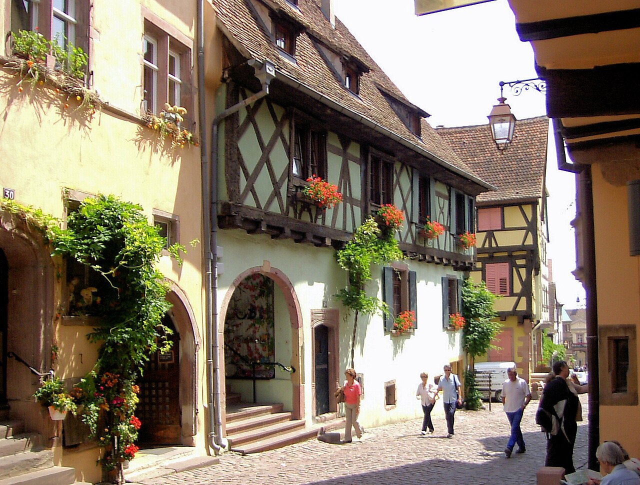 Riquewihr достопримечательности фотографии Эльзас, Франция Riquewihr достопримечательности фотографии Эльзас, Франция