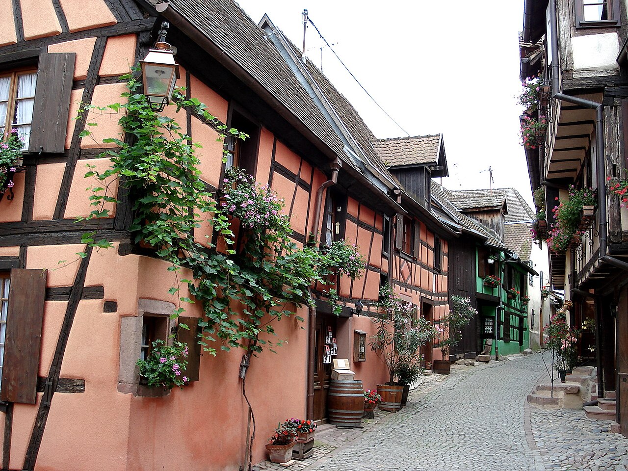 Riquewihr достопримечательности фотографии Эльзас, Франция Riquewihr достопримечательности фотографии Эльзас, Франция