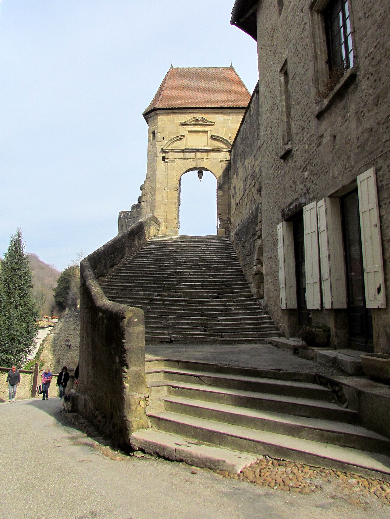 Достопримечательности и виды Saint-Antoine-l'Abbaye: фотографии Saint-Antoine-l'Abbaye Достопримечательности и виды Saint-Antoine-l'Abbaye