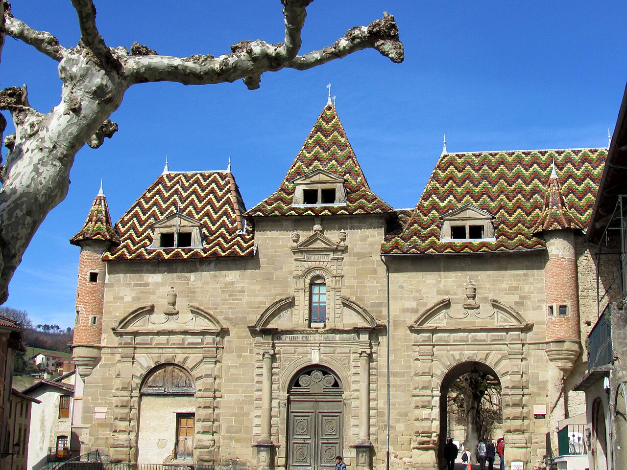 Достопримечательности и виды Saint-Antoine-l'Abbaye: фотографии Saint-Antoine-l'Abbaye Достопримечательности и виды Saint-Antoine-l'Abbaye, Фотографии Saint-Antoine-l'Abbaye