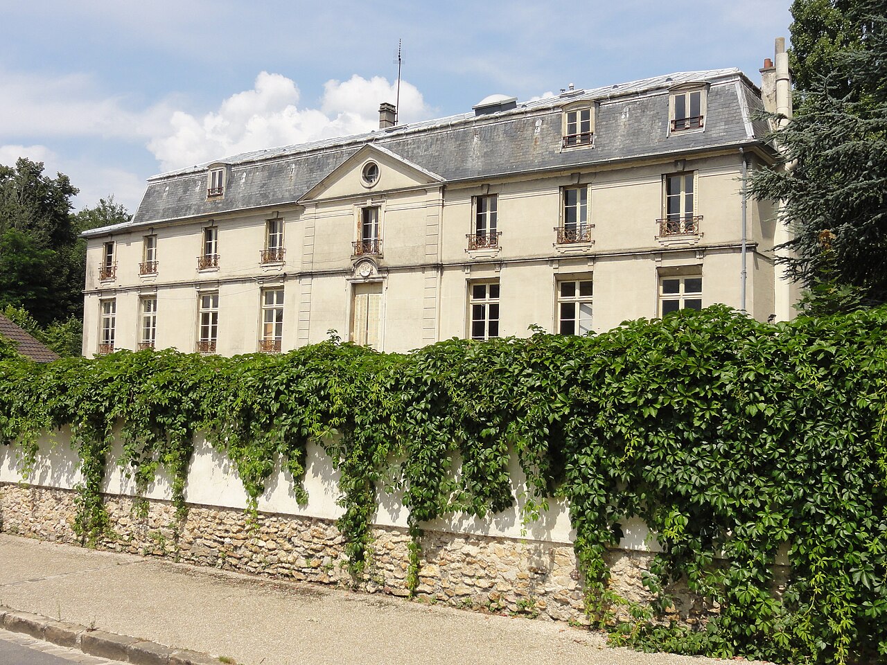 Saint-Prix (95), ancien château de la Terrasse 1.JPG
