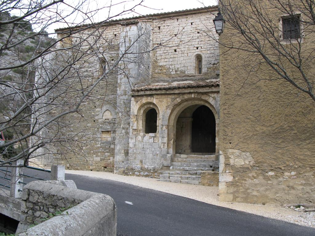 Saint-Montan (Сен-Монтан), Рона-Альпы, достопримечательности, путеводитель