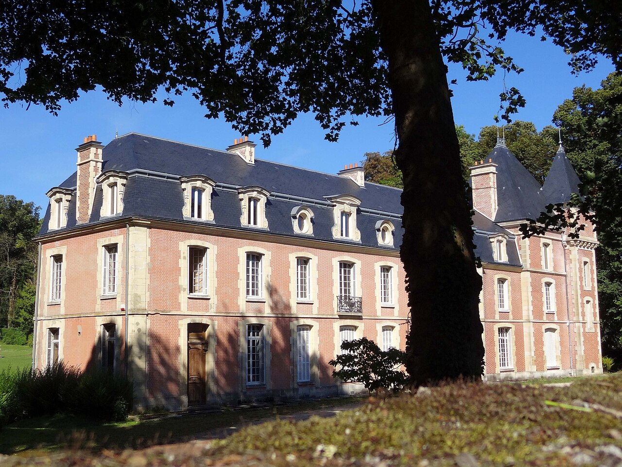 Seraincourt (95), château de Rueil.jpg
